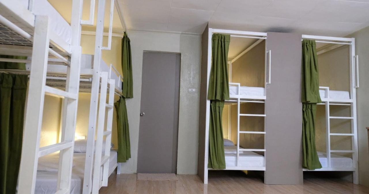 Mad Monkey Siquijor Hostel Ngoại thất bức ảnh