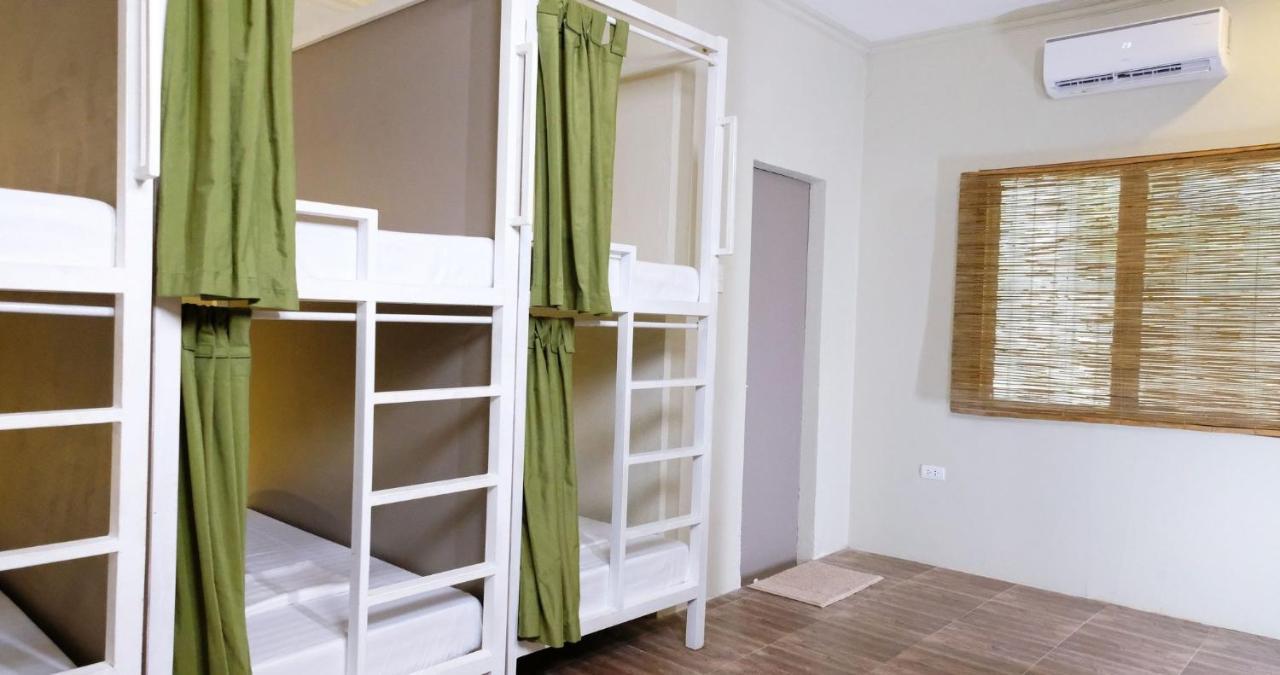 Mad Monkey Siquijor Hostel Ngoại thất bức ảnh