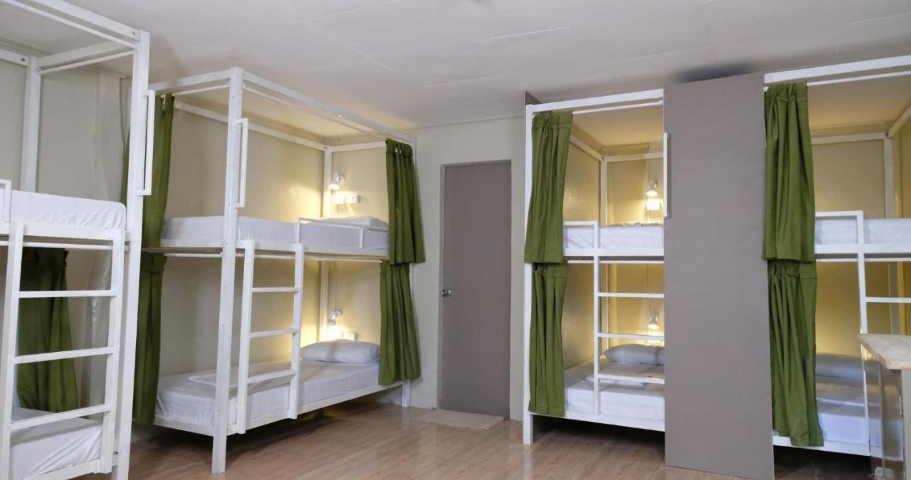 Mad Monkey Siquijor Hostel Ngoại thất bức ảnh