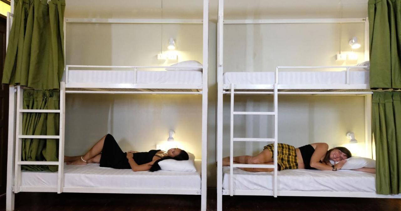 Mad Monkey Siquijor Hostel Ngoại thất bức ảnh