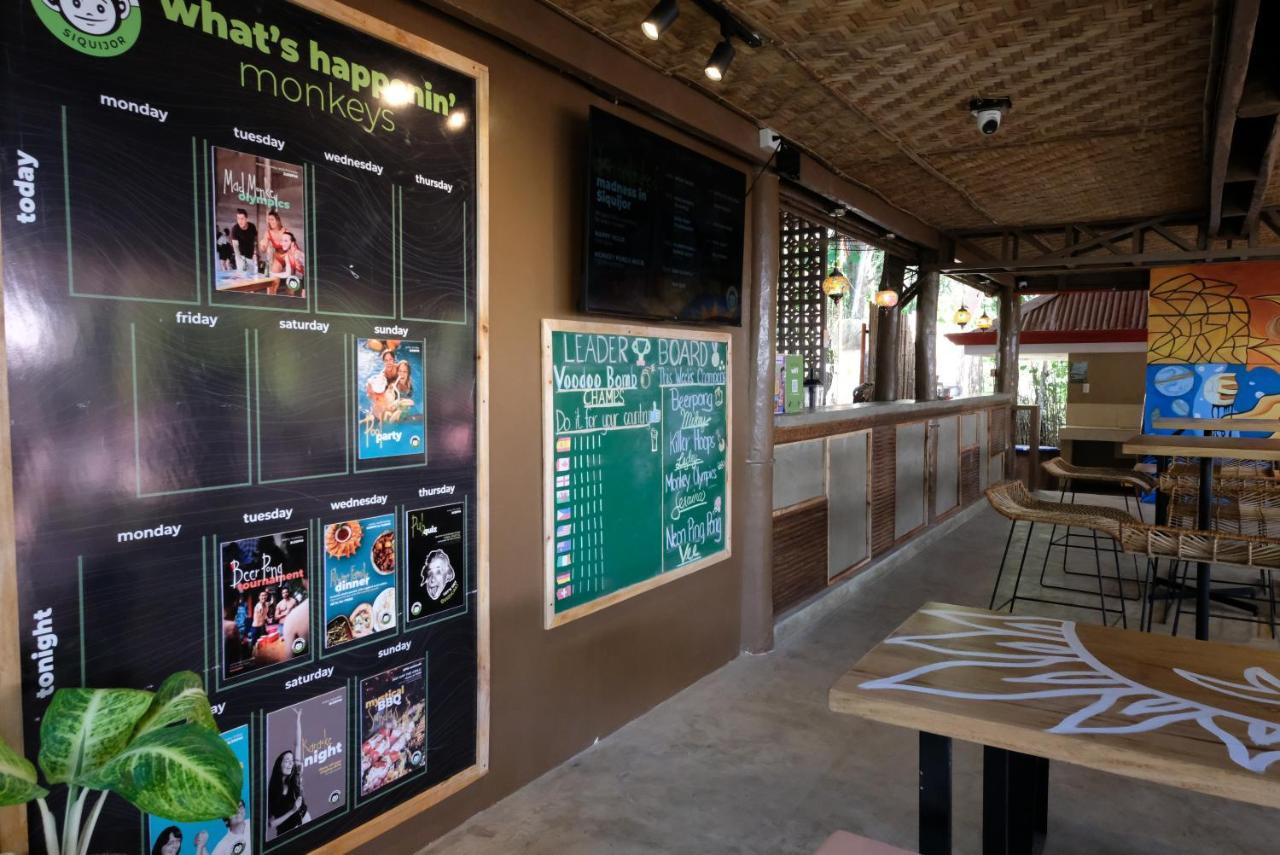 Mad Monkey Siquijor Hostel Ngoại thất bức ảnh