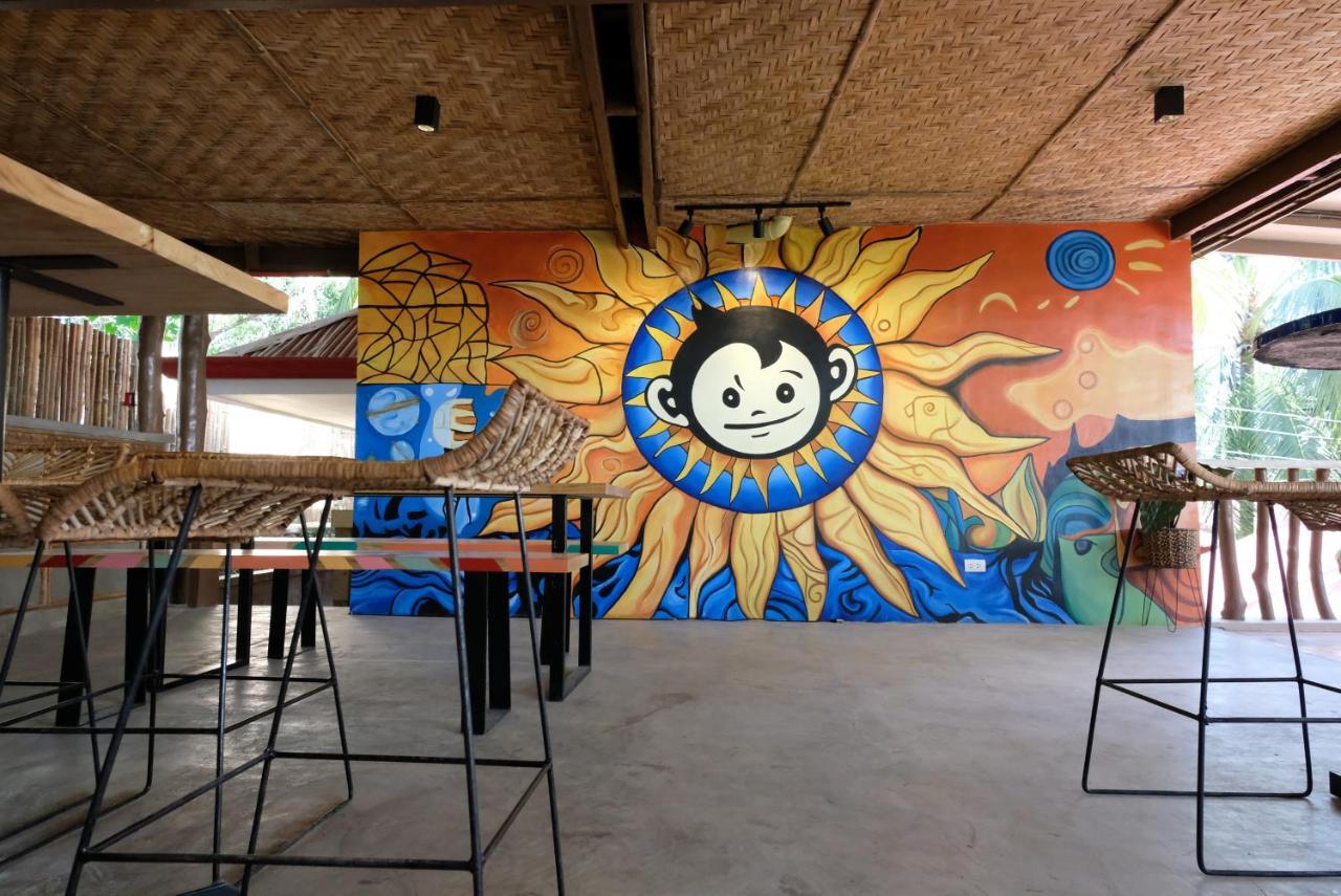 Mad Monkey Siquijor Hostel Ngoại thất bức ảnh