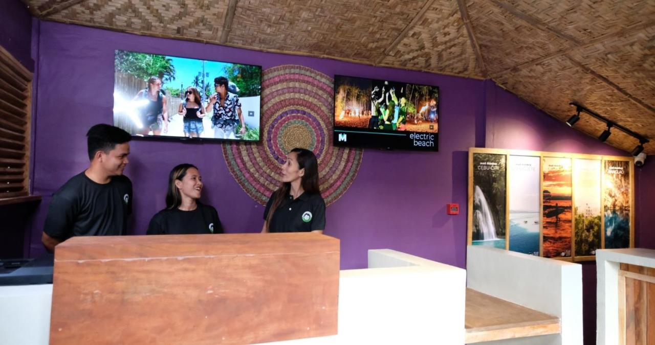 Mad Monkey Siquijor Hostel Ngoại thất bức ảnh