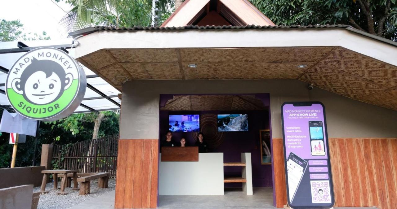 Mad Monkey Siquijor Hostel Ngoại thất bức ảnh