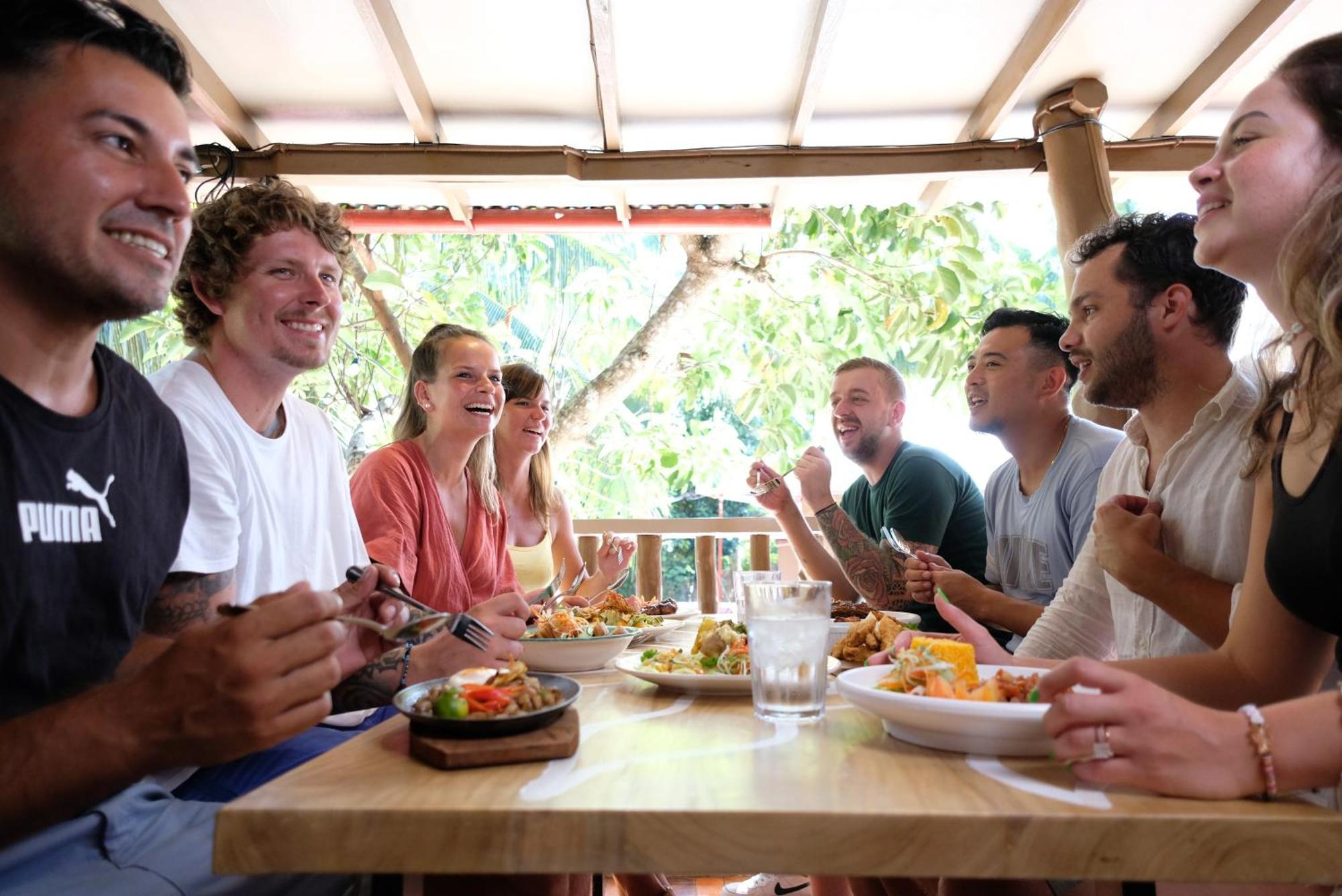 Mad Monkey Siquijor Hostel Ngoại thất bức ảnh