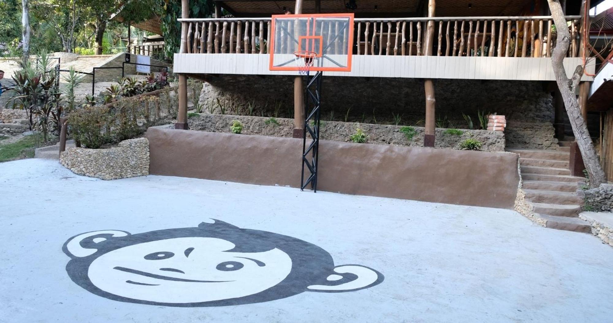 Mad Monkey Siquijor Hostel Ngoại thất bức ảnh