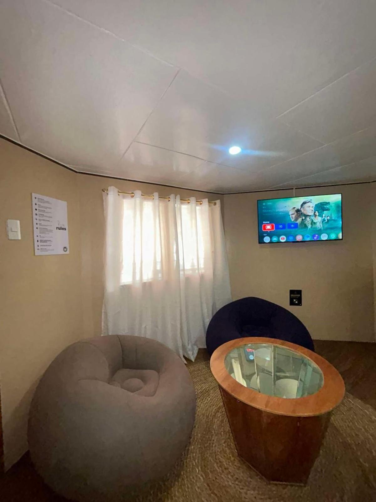 Mad Monkey Siquijor Hostel Ngoại thất bức ảnh